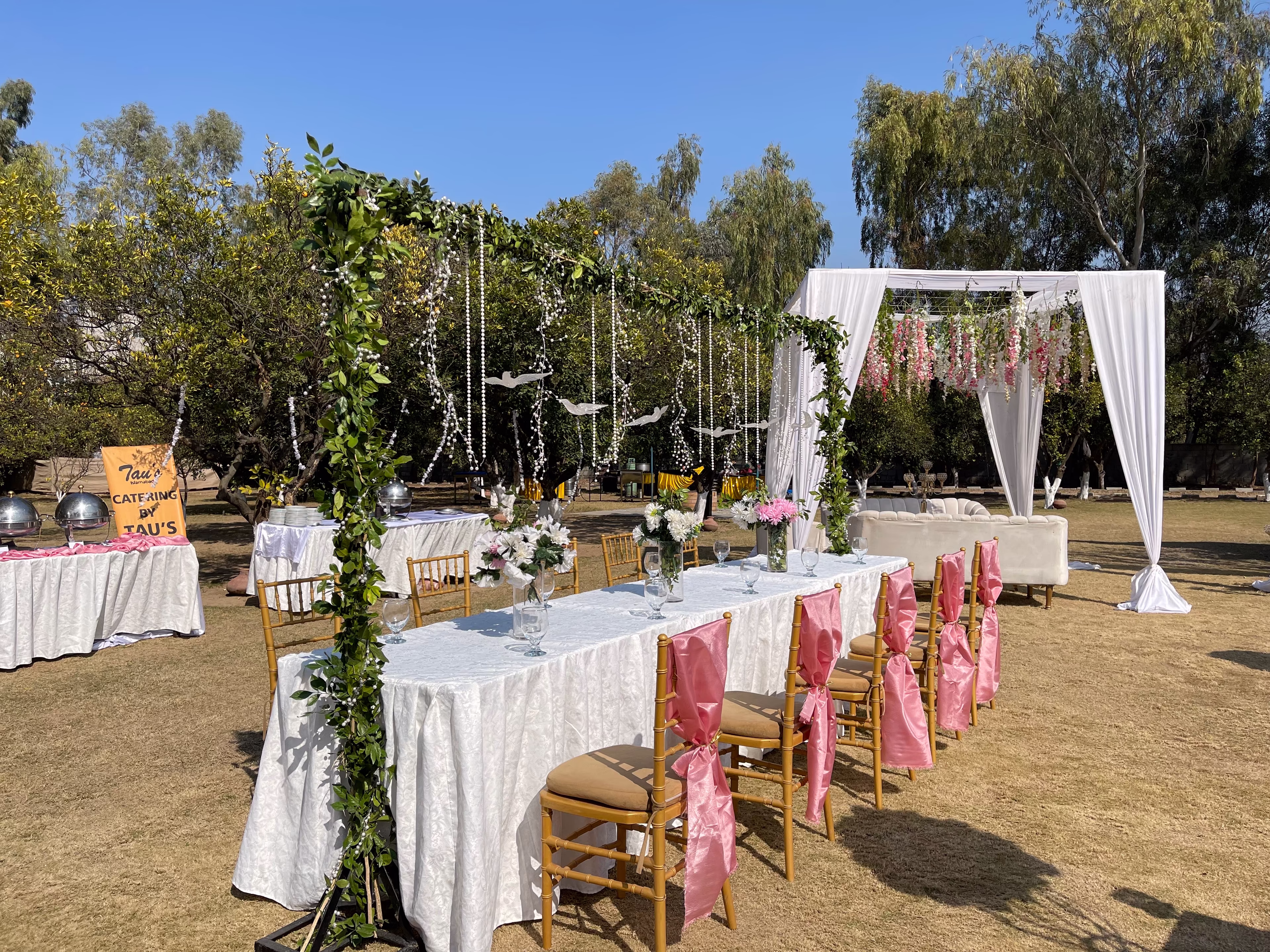 RMK Farms - Spacious outdoor farm venue for large gatherings